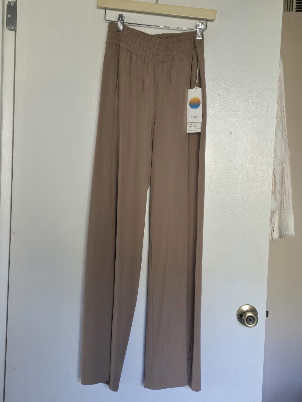 Vuori Villa Wideleg Goldenrod Gorpcore Athleisure Pants Womens NWT Sz Small - Picture 8 of 17